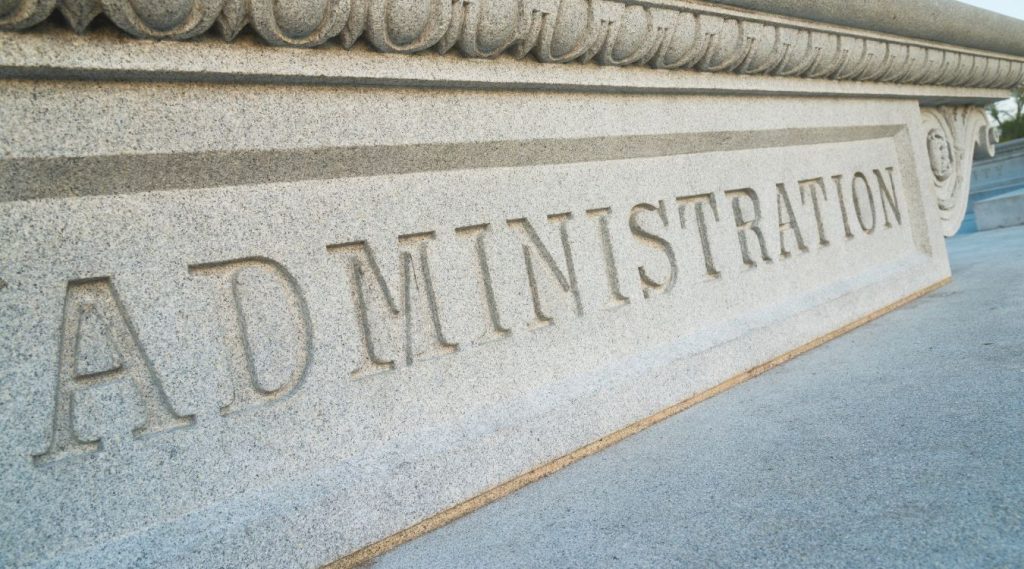 Droit administration PLB